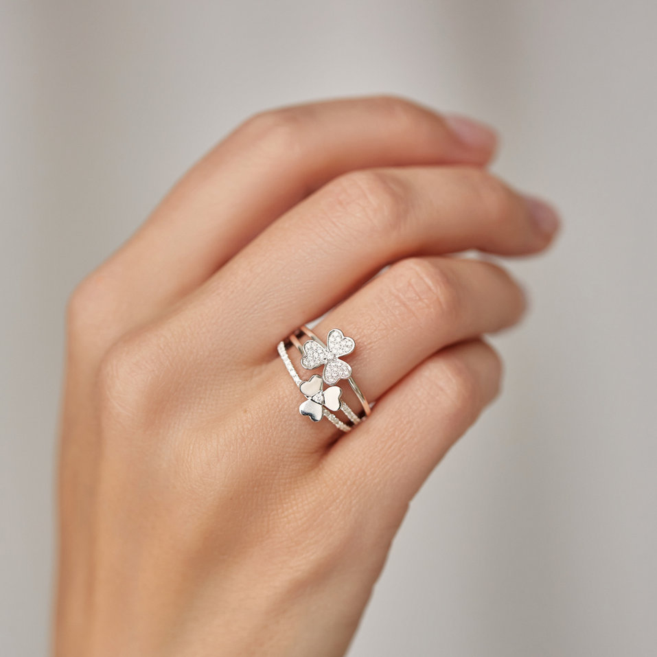 Diamond ring Flowering Garden