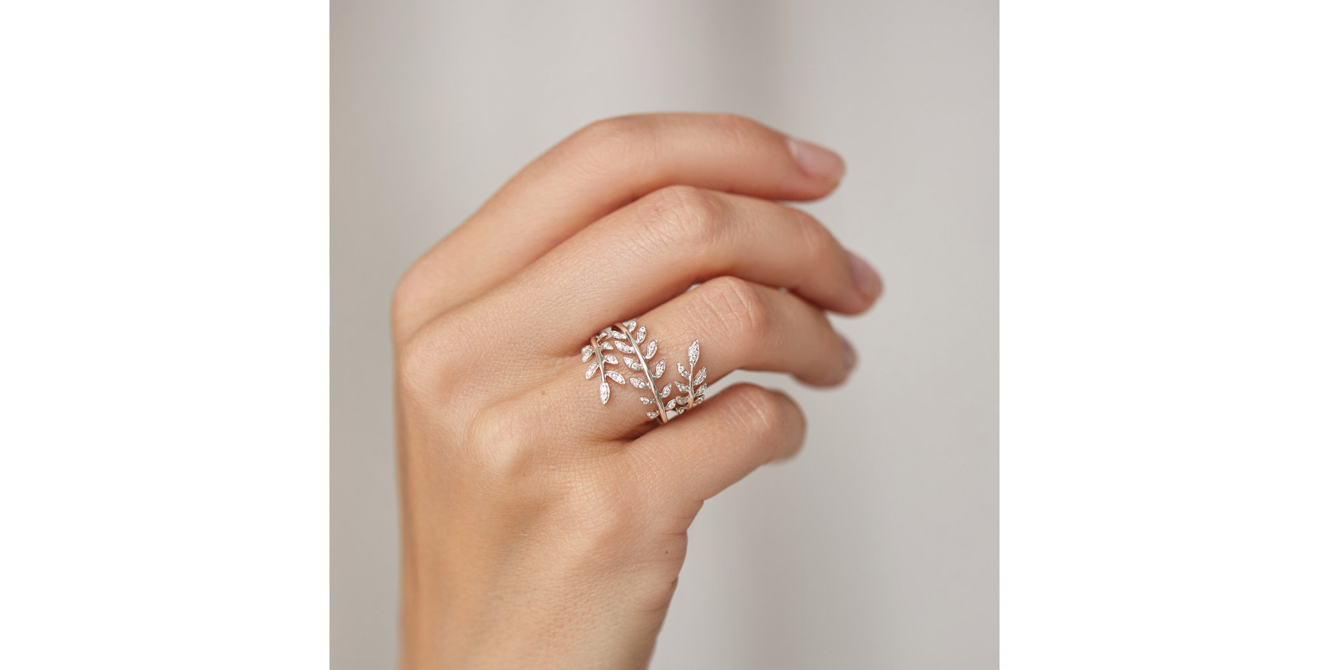 Diamond ring Luxury Leaves