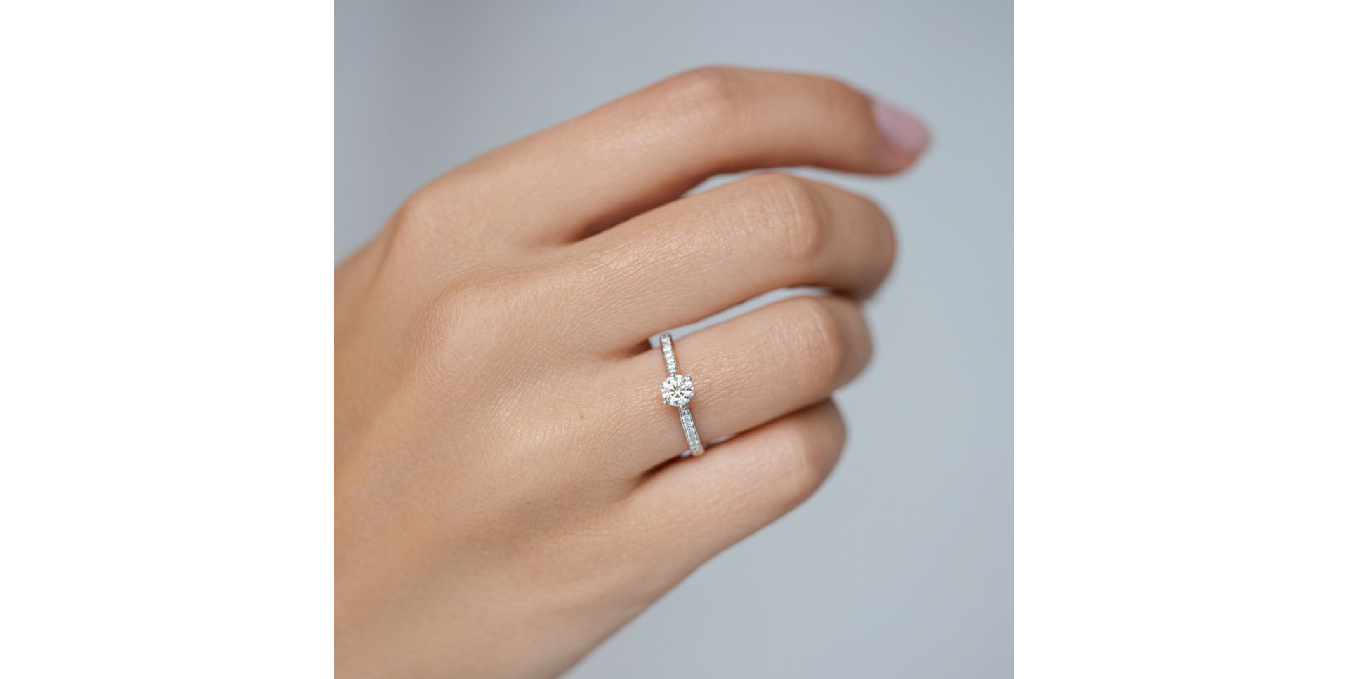 Diamond ring Midnight Romance