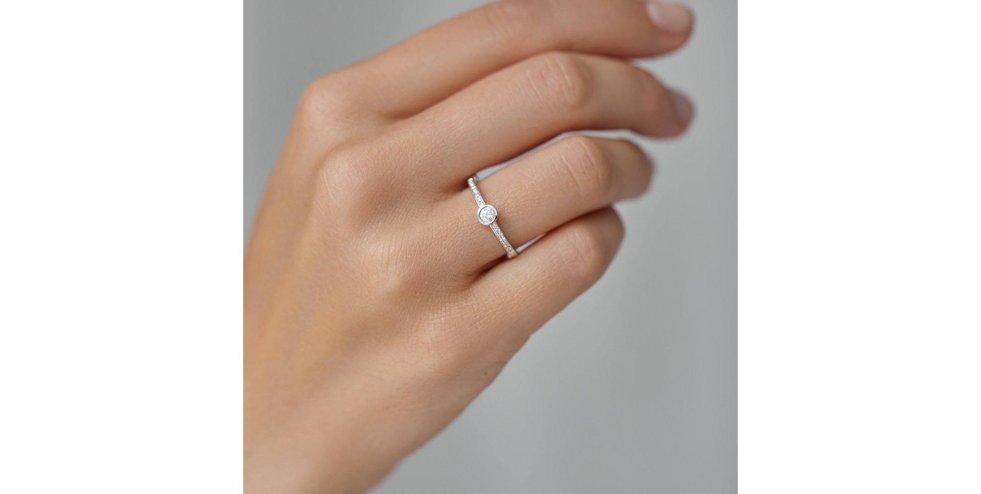 Diamond ring Love Forever