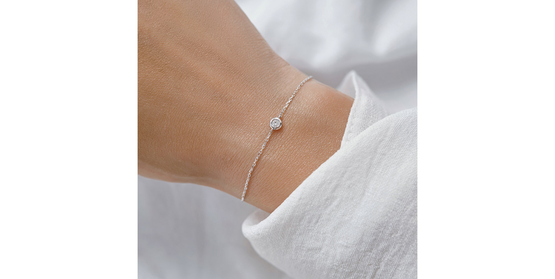 Bracelet with diamonds Sparkling Dot