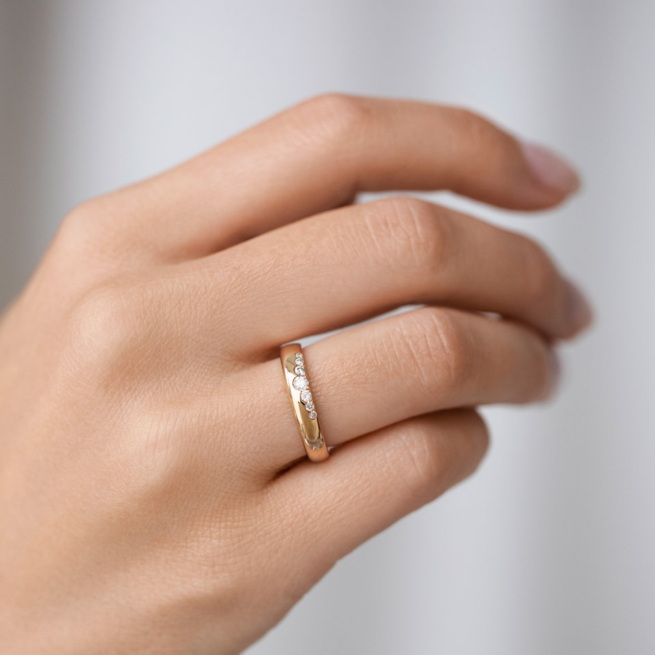 Diamond ring Midnight Star