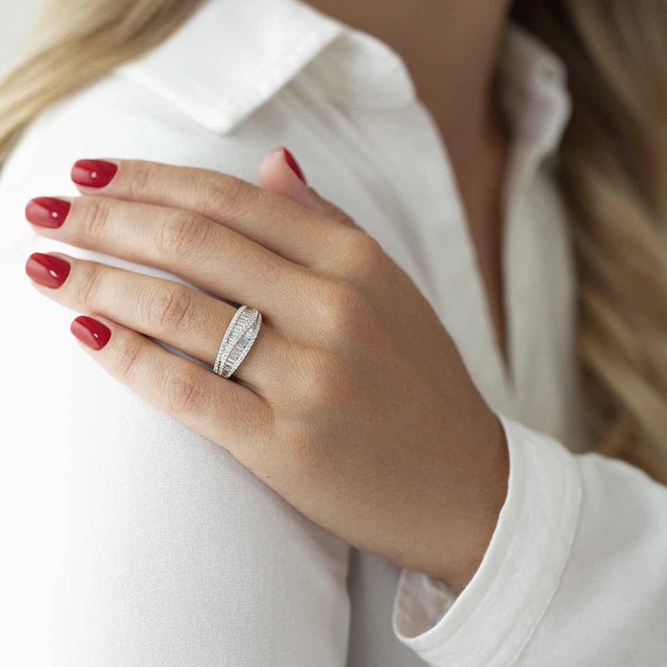 Diamond ring Princess Luciana