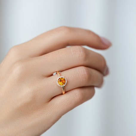 Diamond ring with Topaz London Bonbon