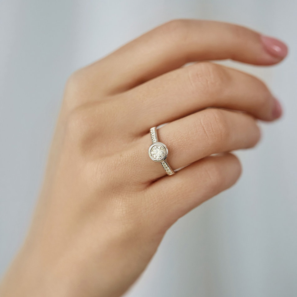 Diamond ring Space Love