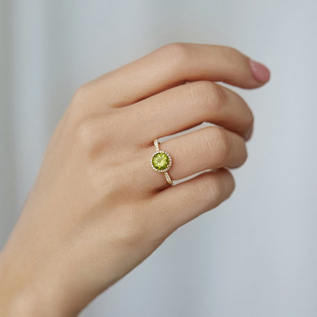 Diamond ring with Rhodolite Sparkly Bonbon