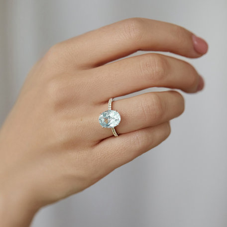 Diamond ring with Tanzanite Luxury Embrace