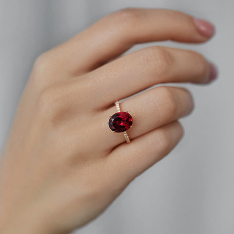 Diamond ring with Tourmalíne Luxury Embrace