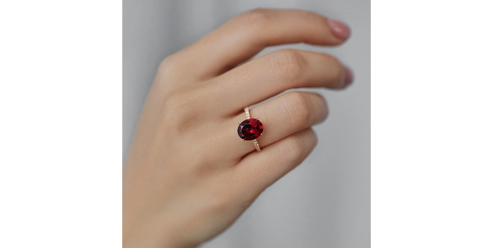 Diamond ring with Amethyst Brazil Playful Glamour