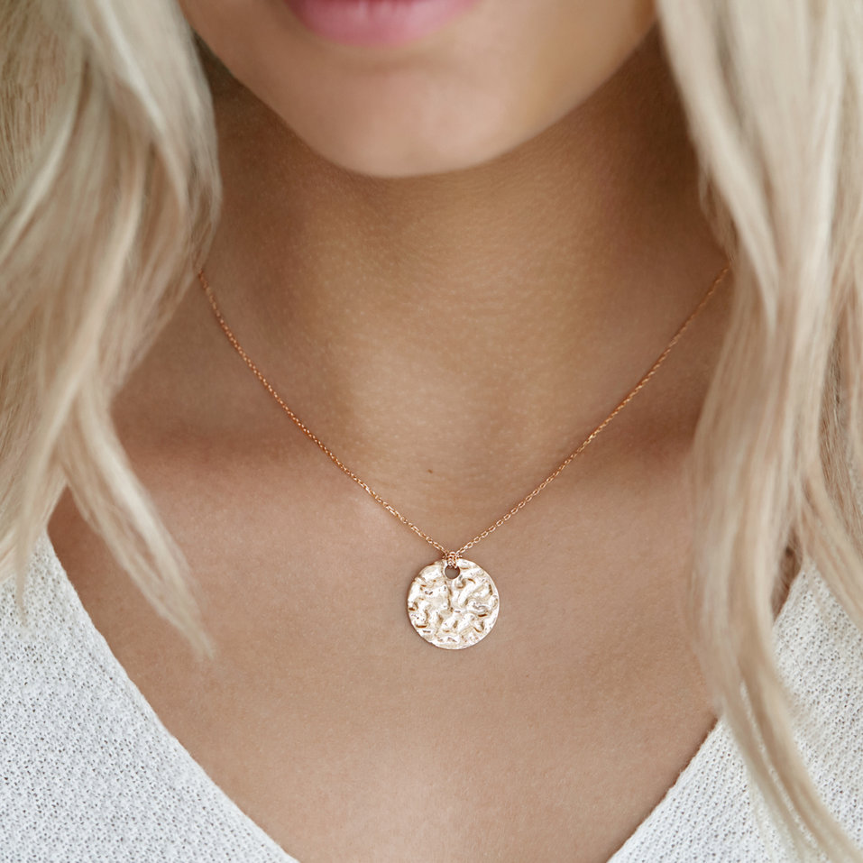 Necklace Gentle Medallion