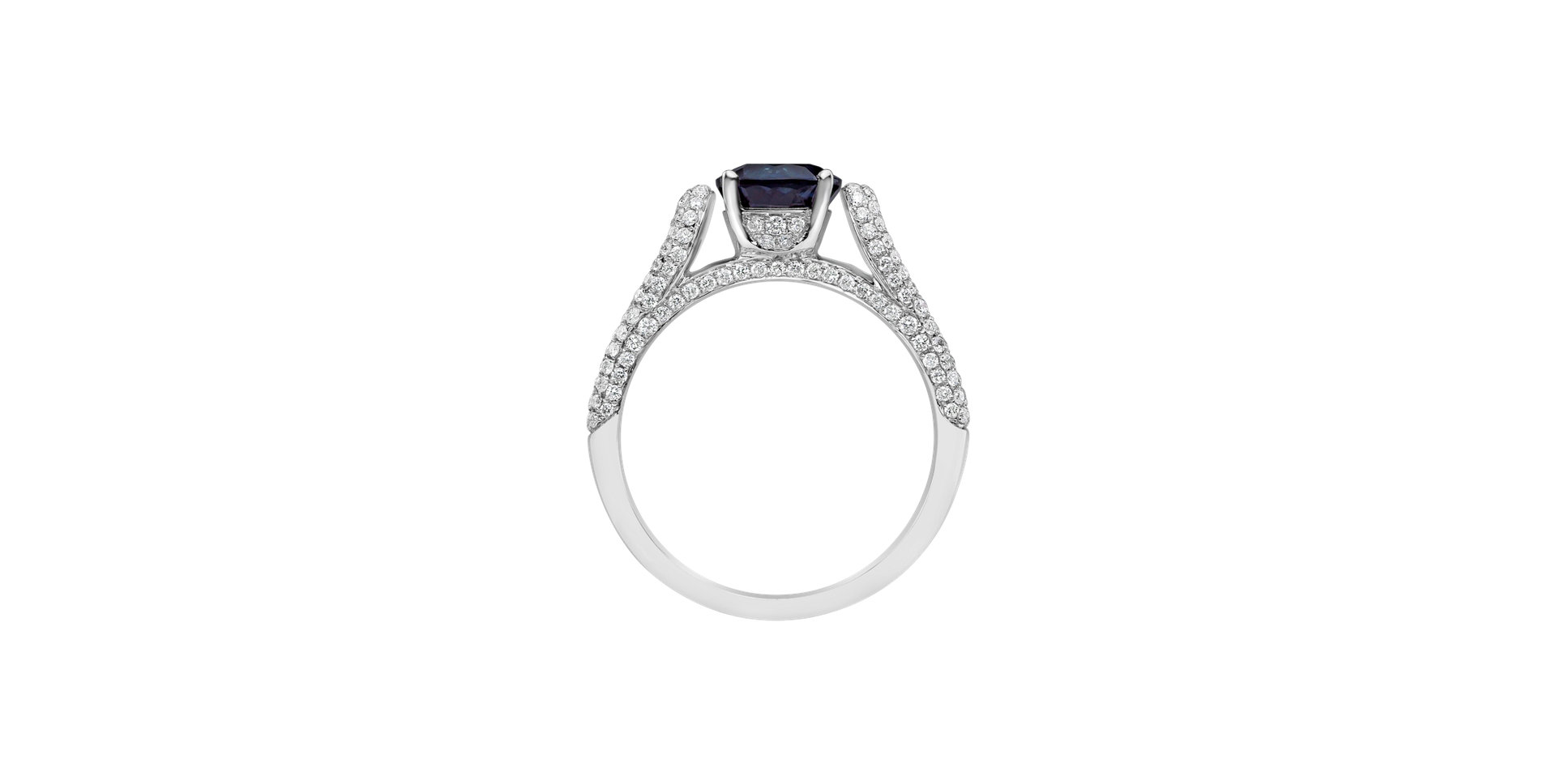 Diamond ring with Sapphire Gentleman's Dream