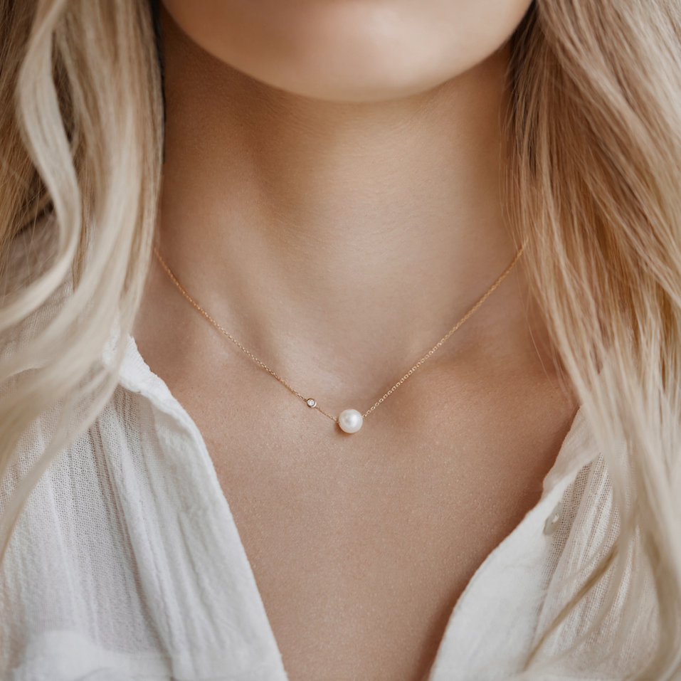 Diamond necklace with Fresh Water Pearl Lakeside Love