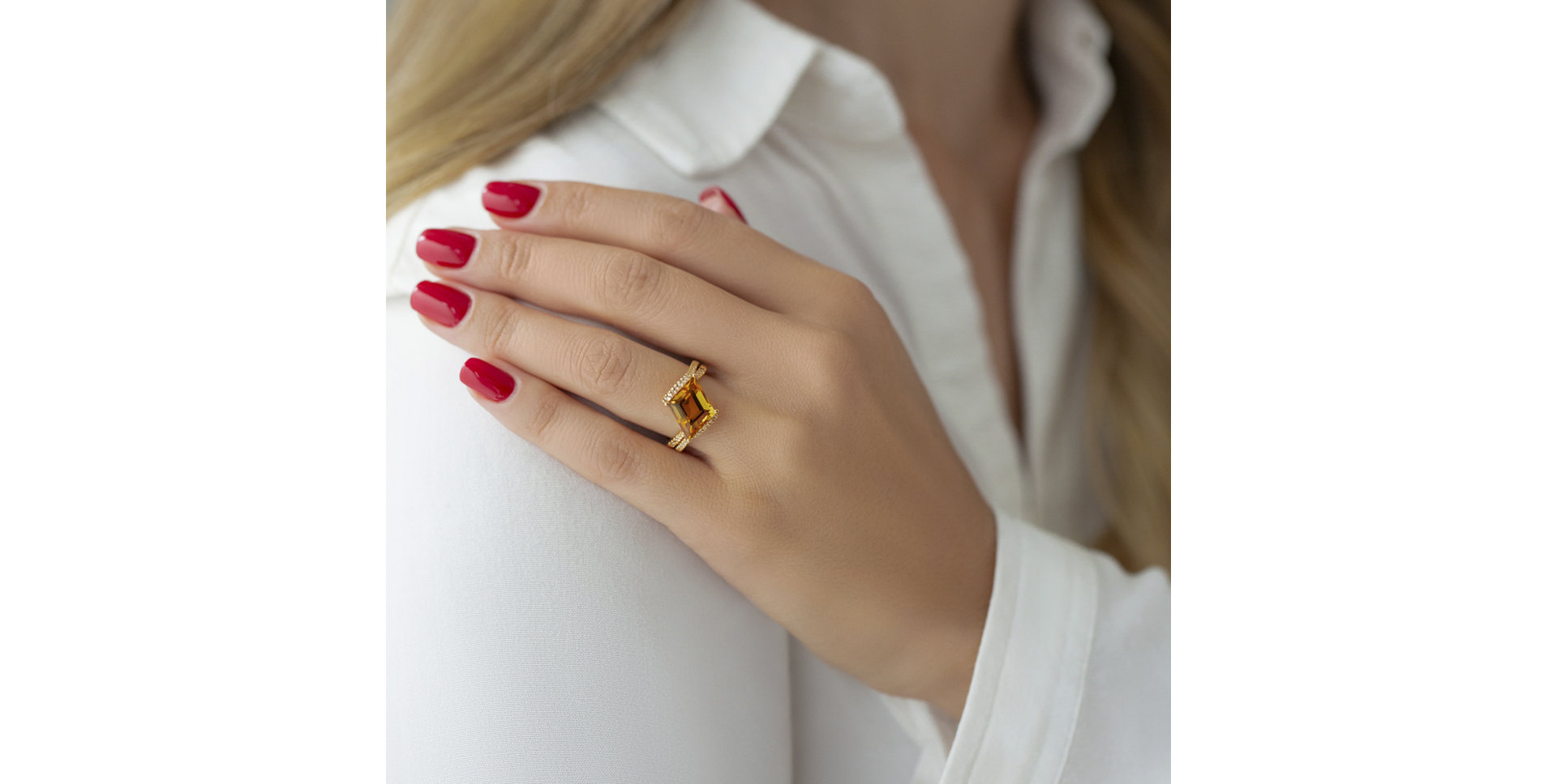 Ring with Citrine and diamonds Elvena