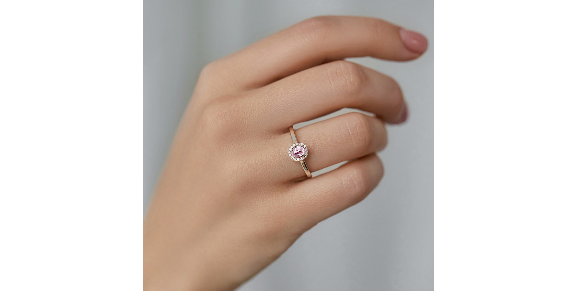 Diamond ring with Sapphire Princess