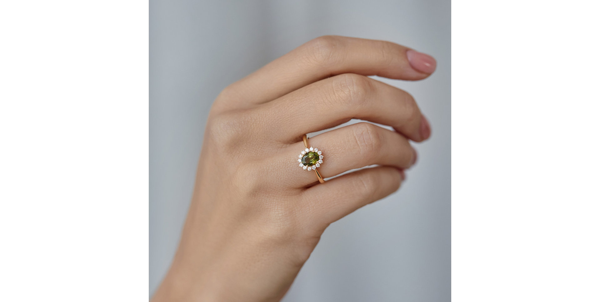 Diamond ring with Sapphire Princess Sparkle