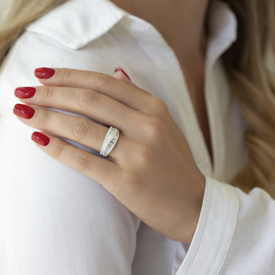 Diamond ring Diamond elixir