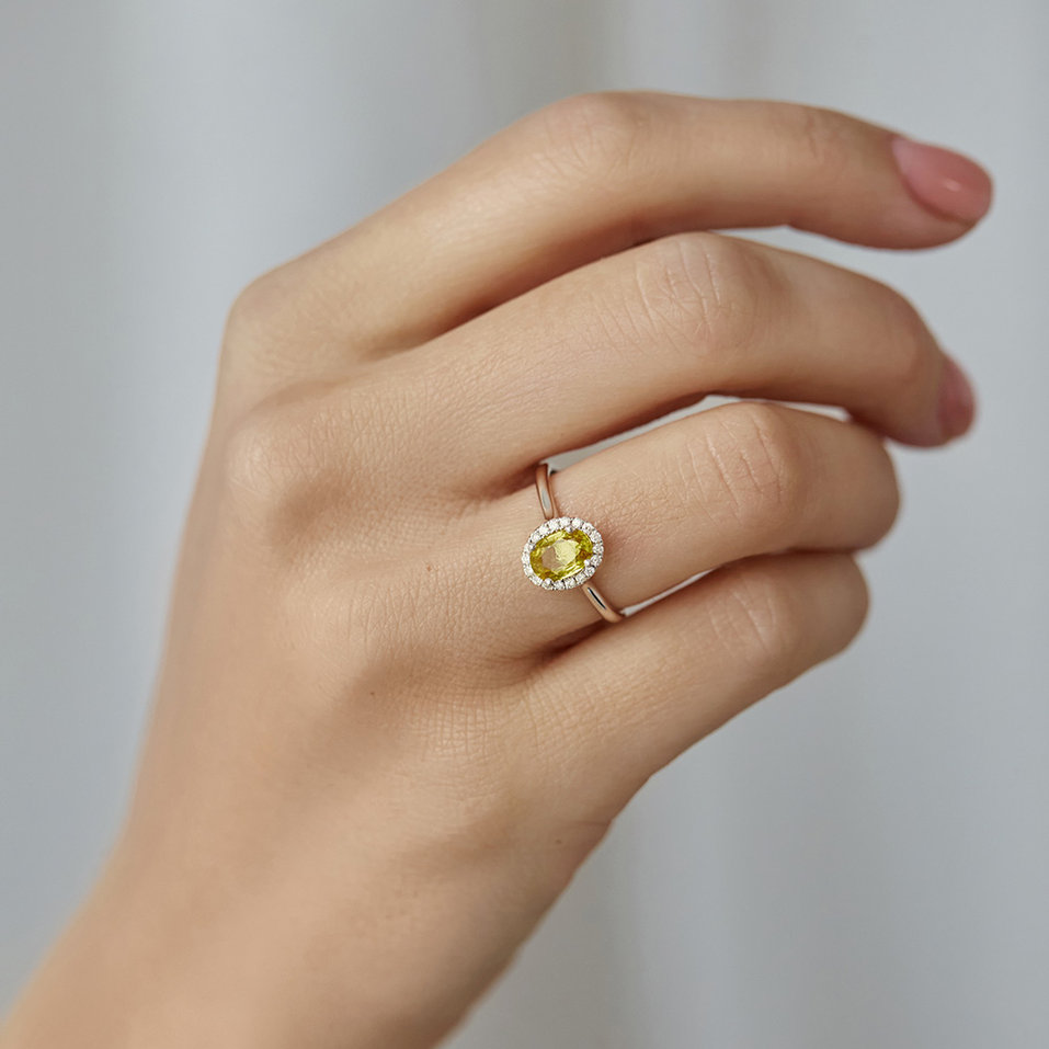 Diamond ring with Sapphire Princess Wish