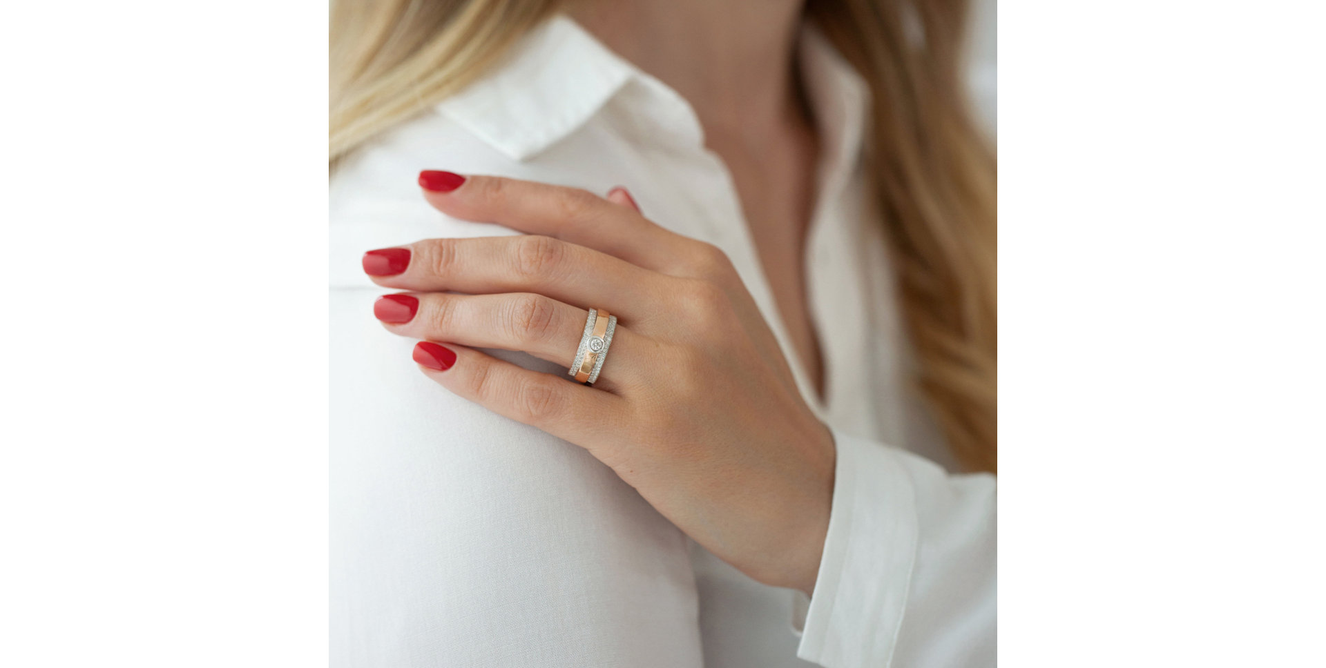 Diamond ring Goddess Touch