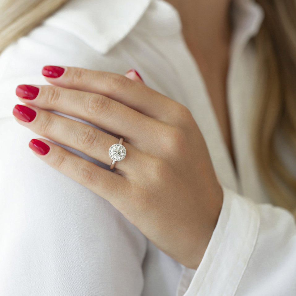 Diamond ring Noble Allure