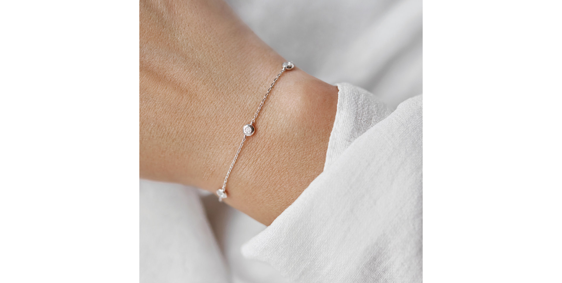 Bracelet with diamonds Sparkling Dot