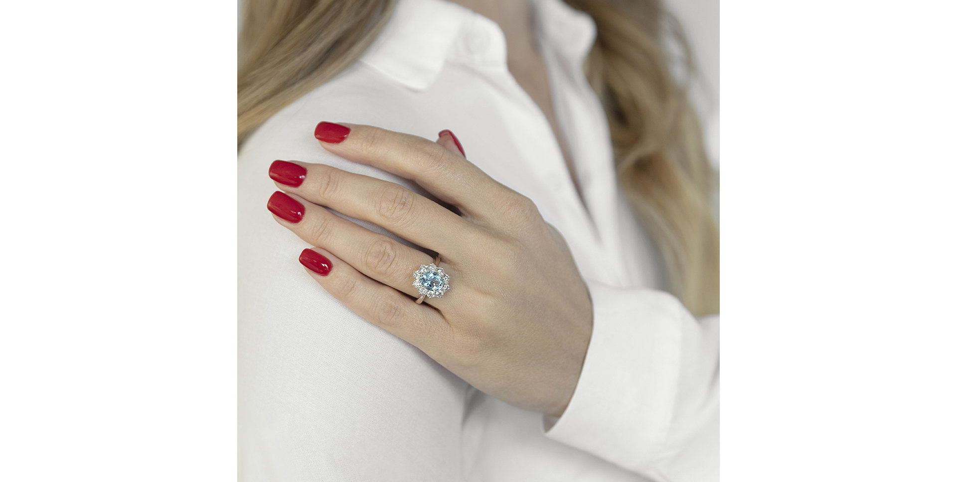 Diamond ring with Aquamarine Sky Goddess