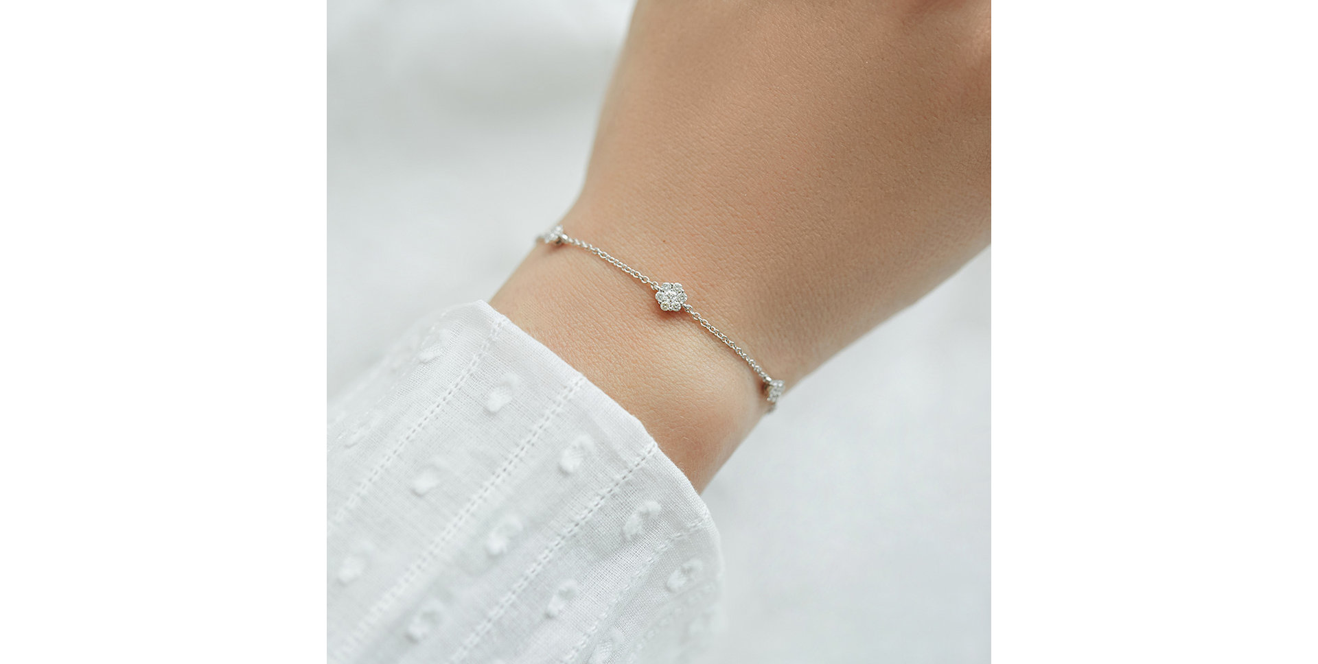 Bracelet with diamonds Starlet Lady