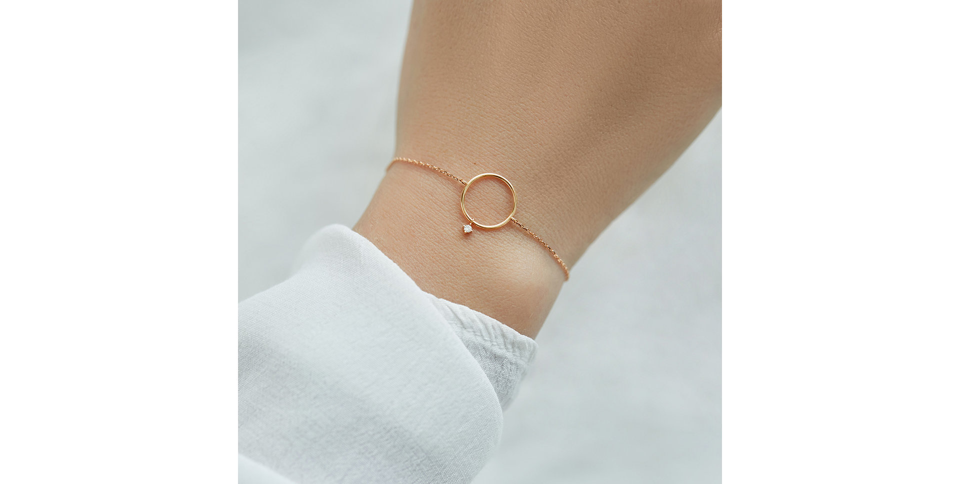 Diamond bracelet Circle of Luck