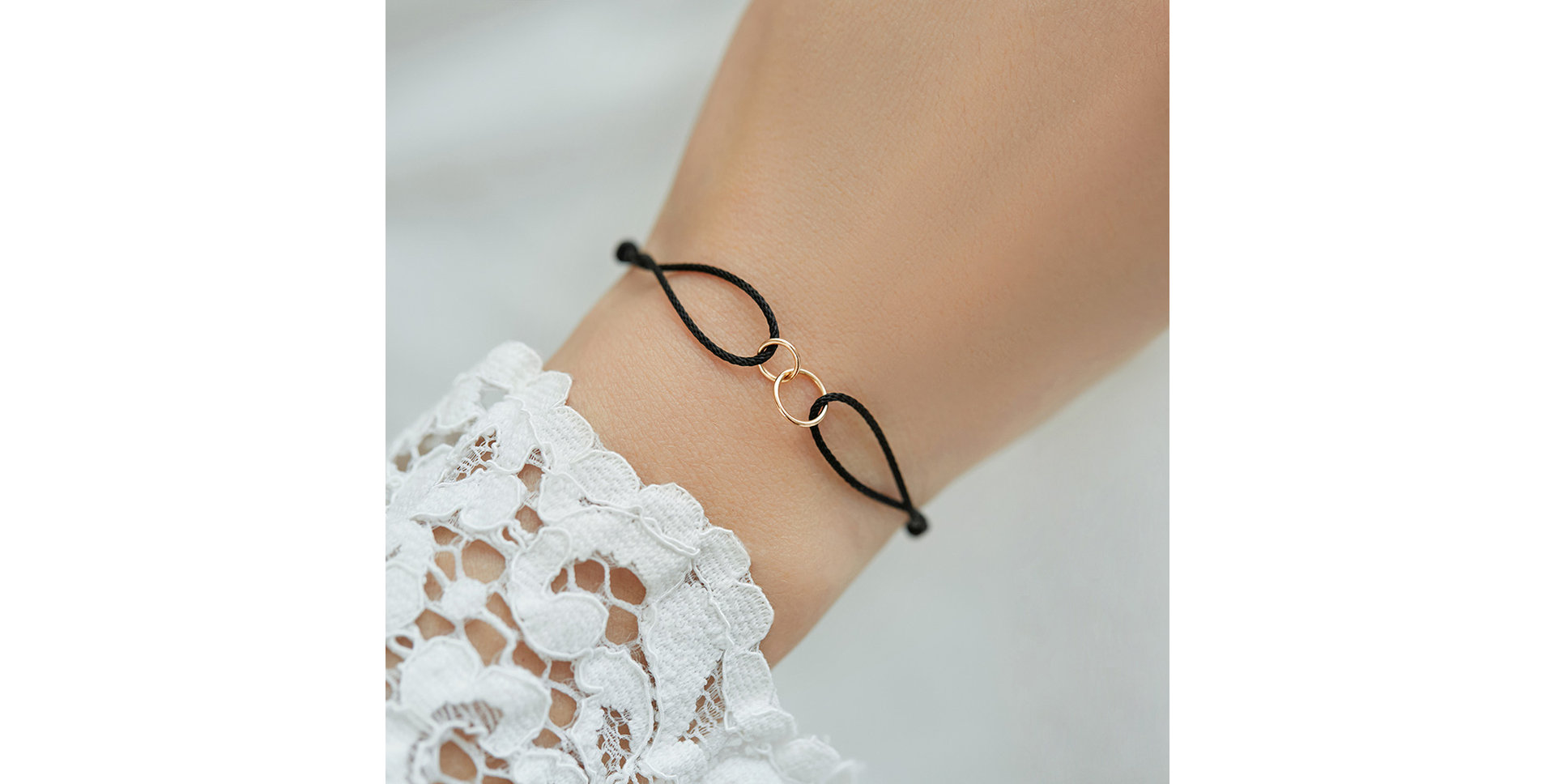 Bracelet with cord Infinity