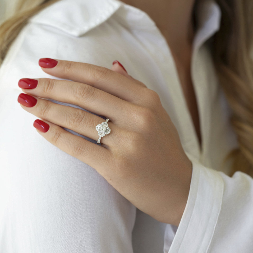 Diamond ring Generous Shine