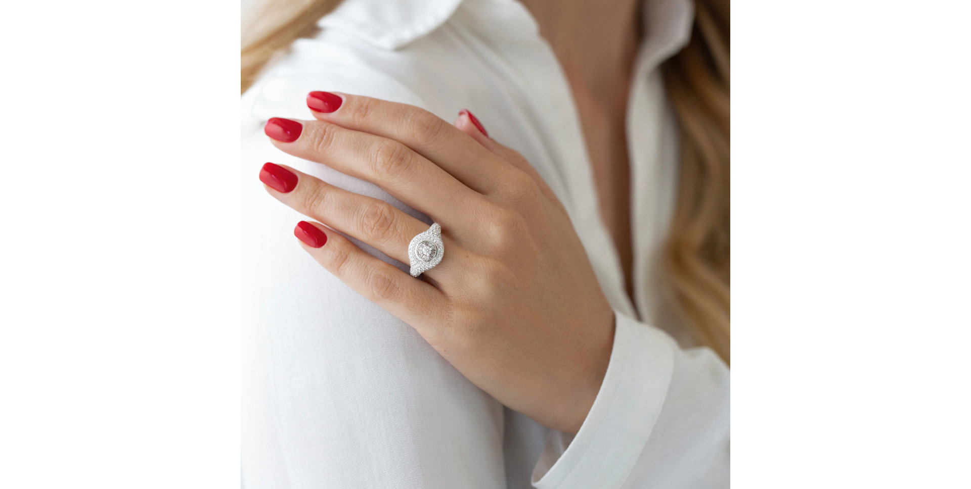 Diamond ring Majestic Angel