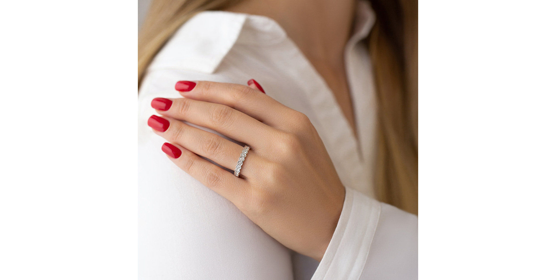 Diamond ring Strong Element