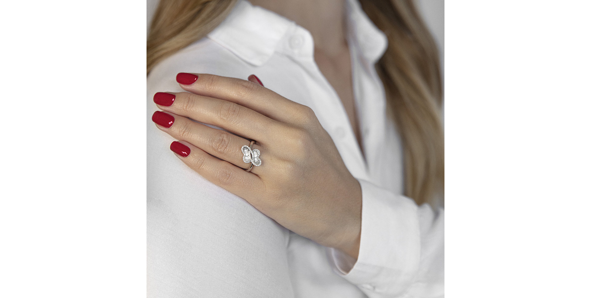 Diamond ring Beautiful Butterfly