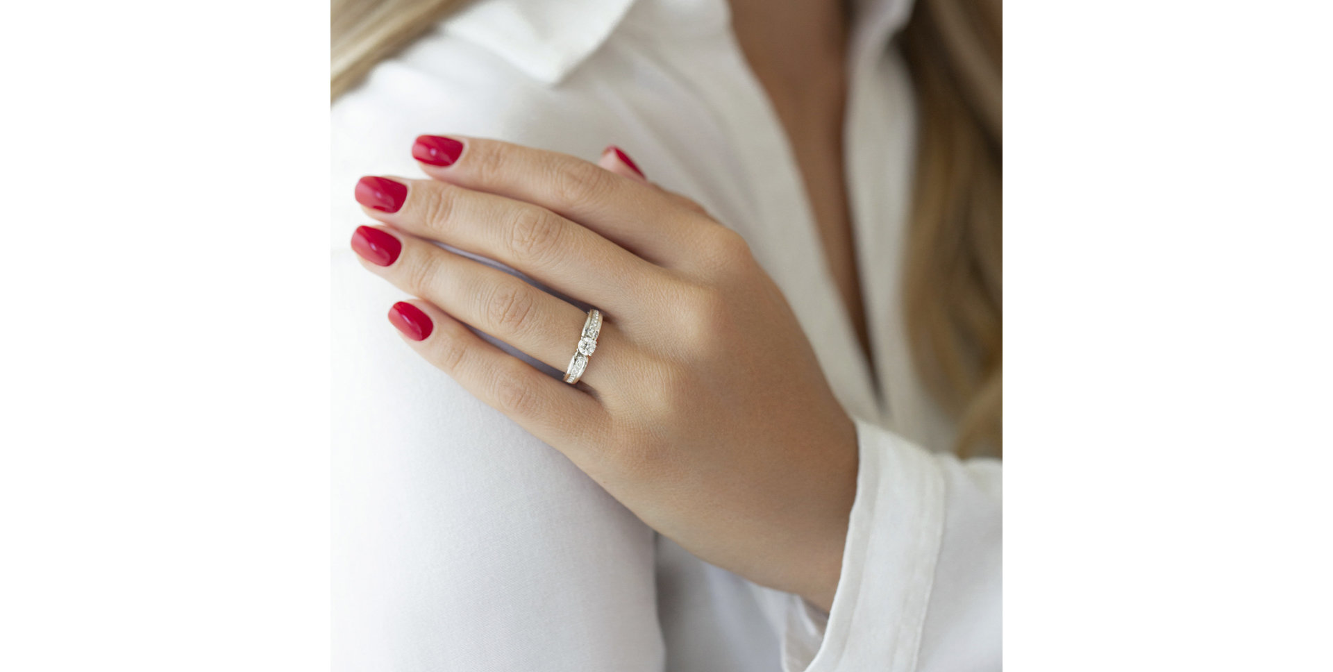 Diamond ring Carmelita