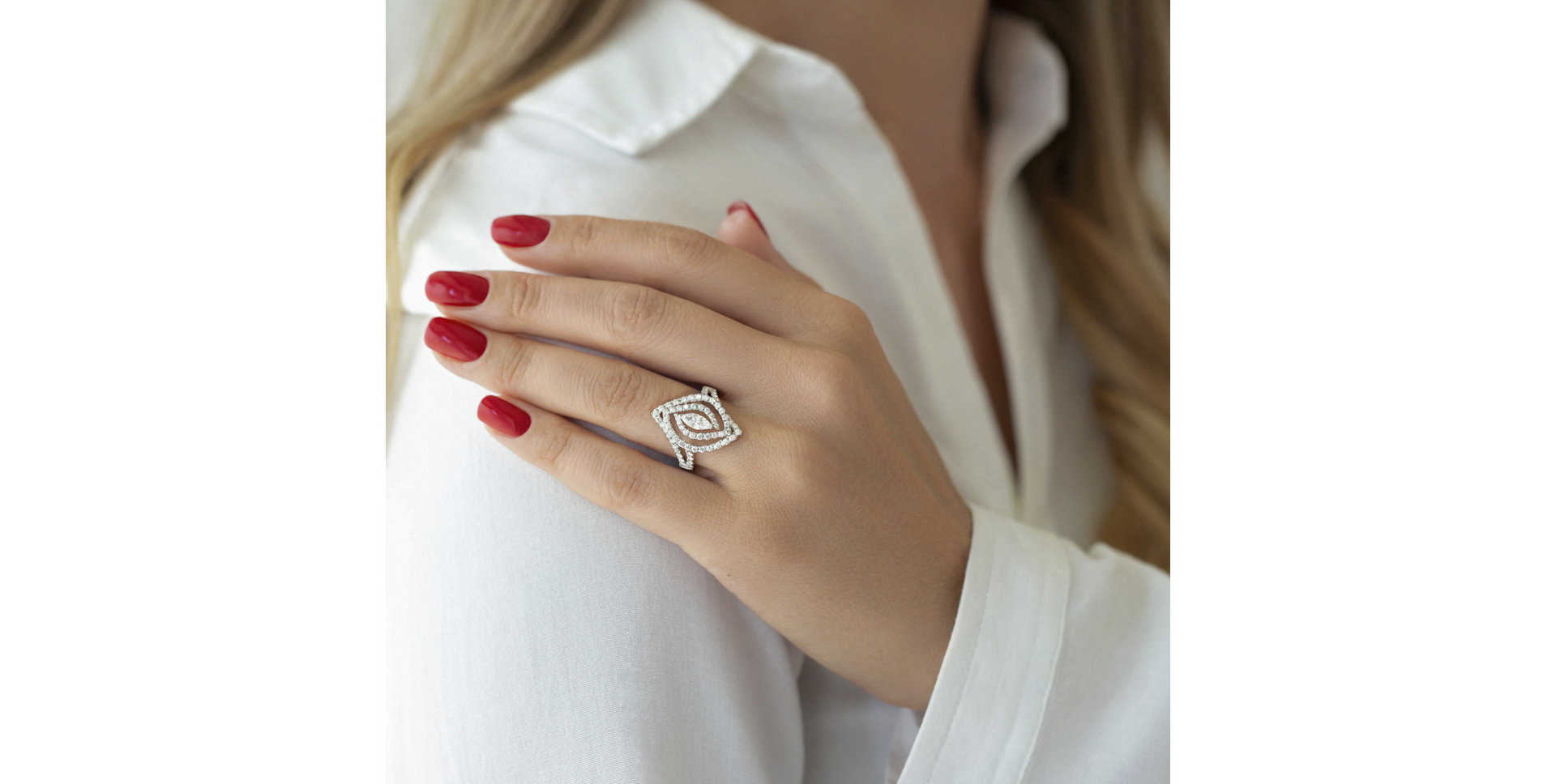 Diamond ring Watelily