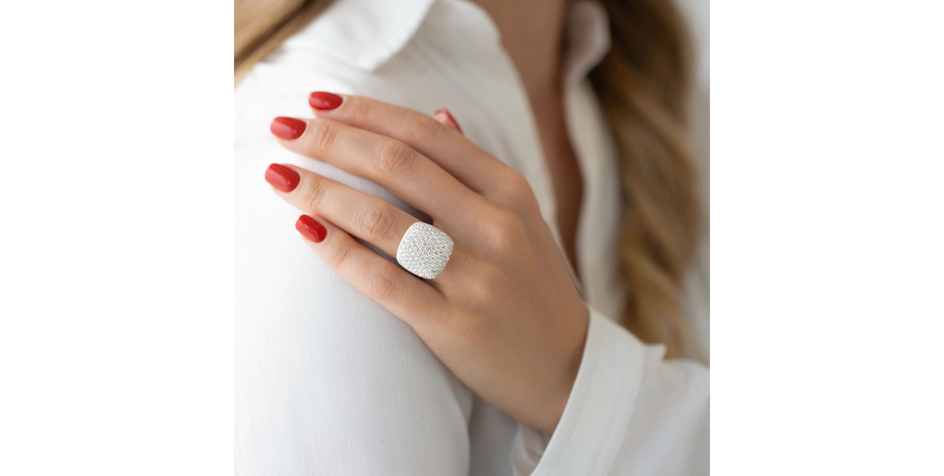 Diamond ring Famous Cube