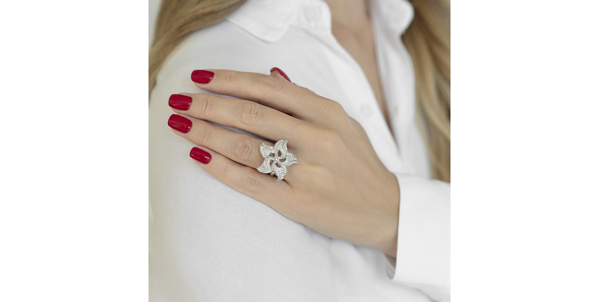 Diamond ring Fantaziela