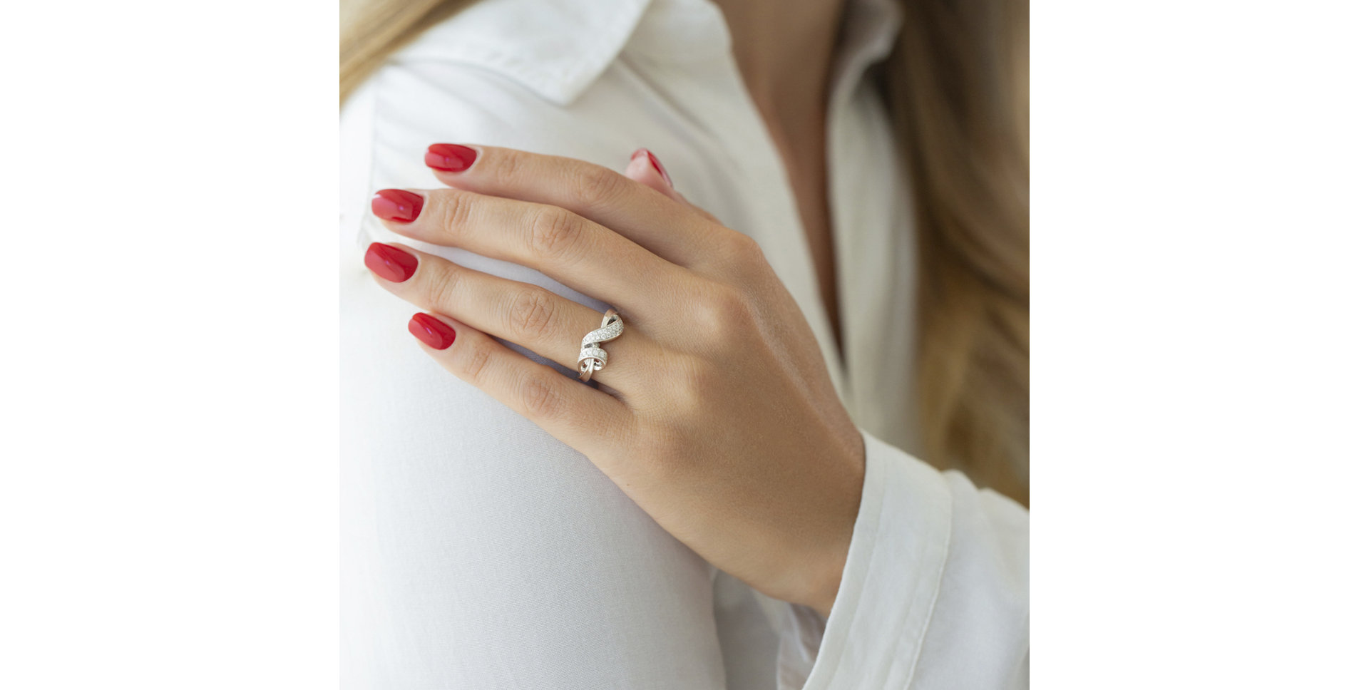 Diamond ring Diamond Melody