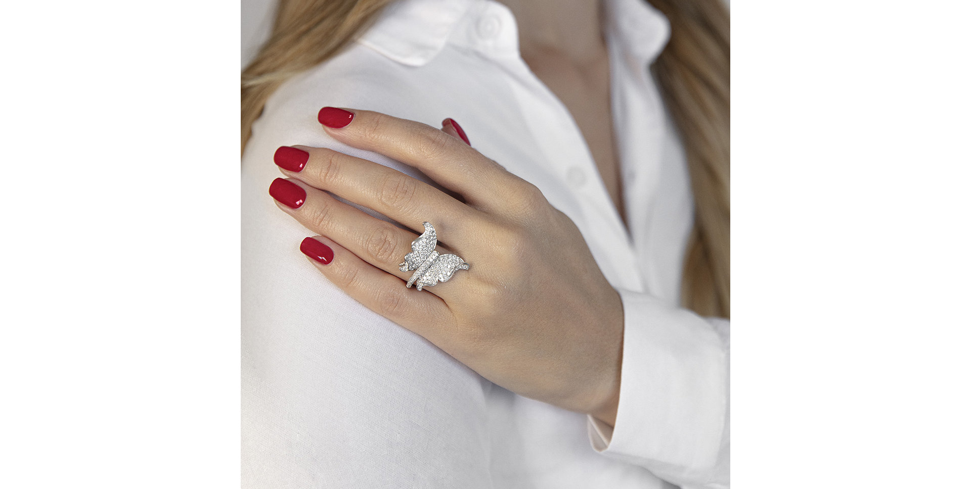 Diamond ring Madam Butterfly