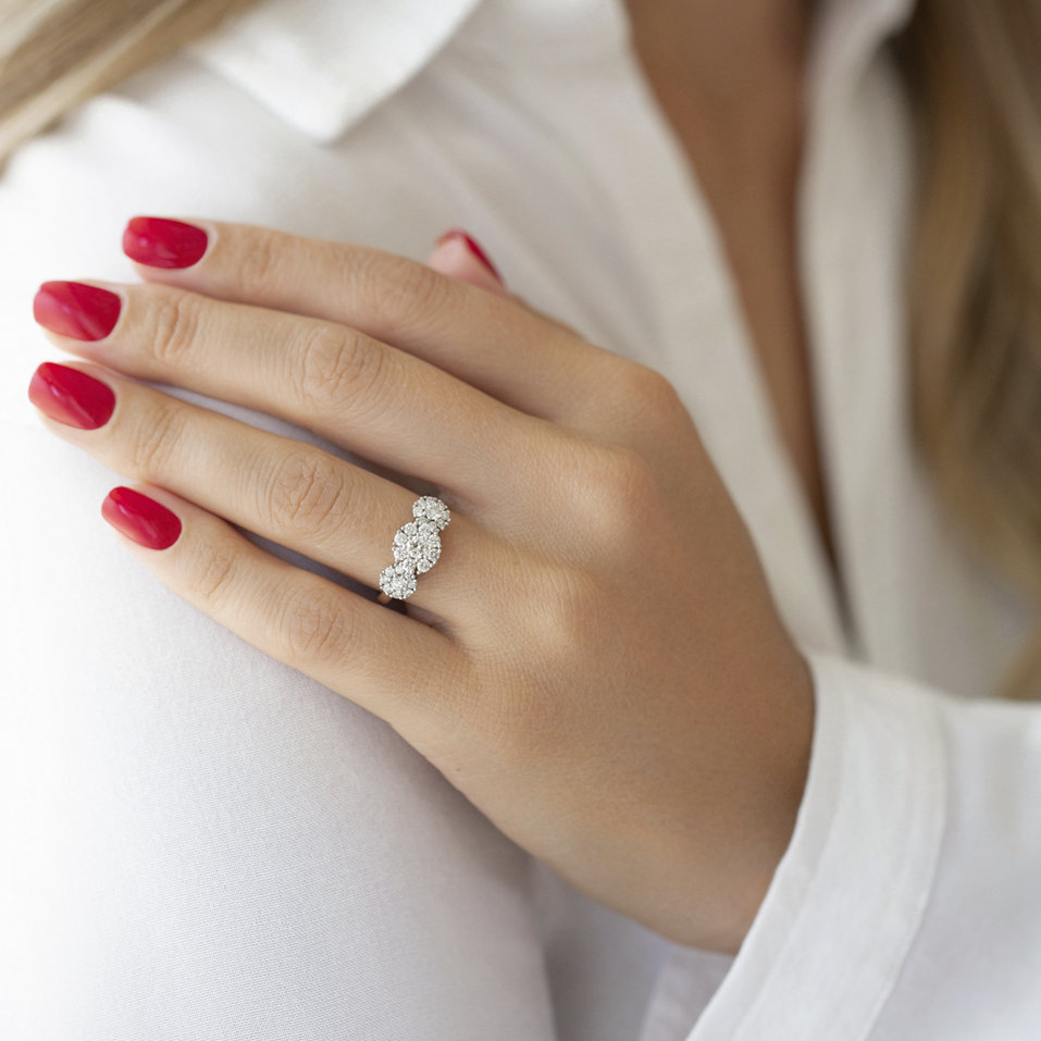 Diamond ring Crème Brûlée