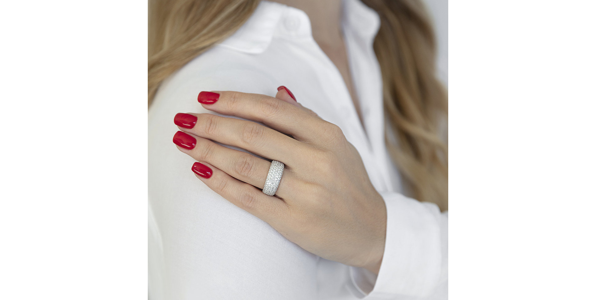 Diamond ring Brushing Mate