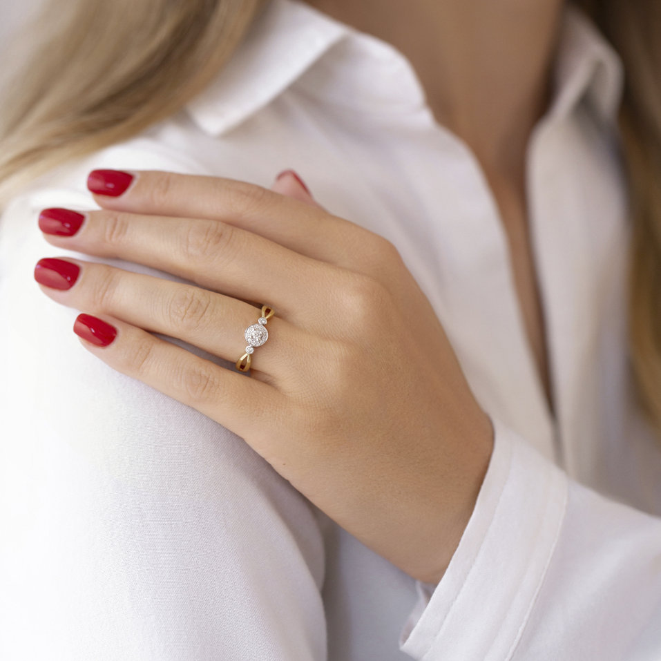 Diamond ring Valérie