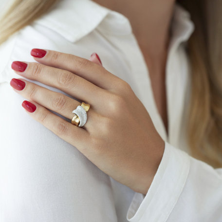 Diamond ring Marin
