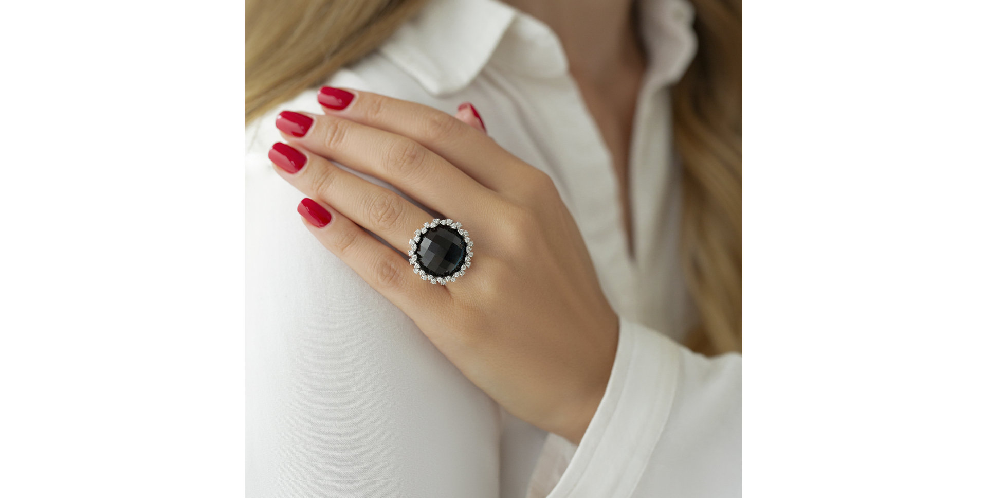 Diamond ring with Rose Quartz Kirie