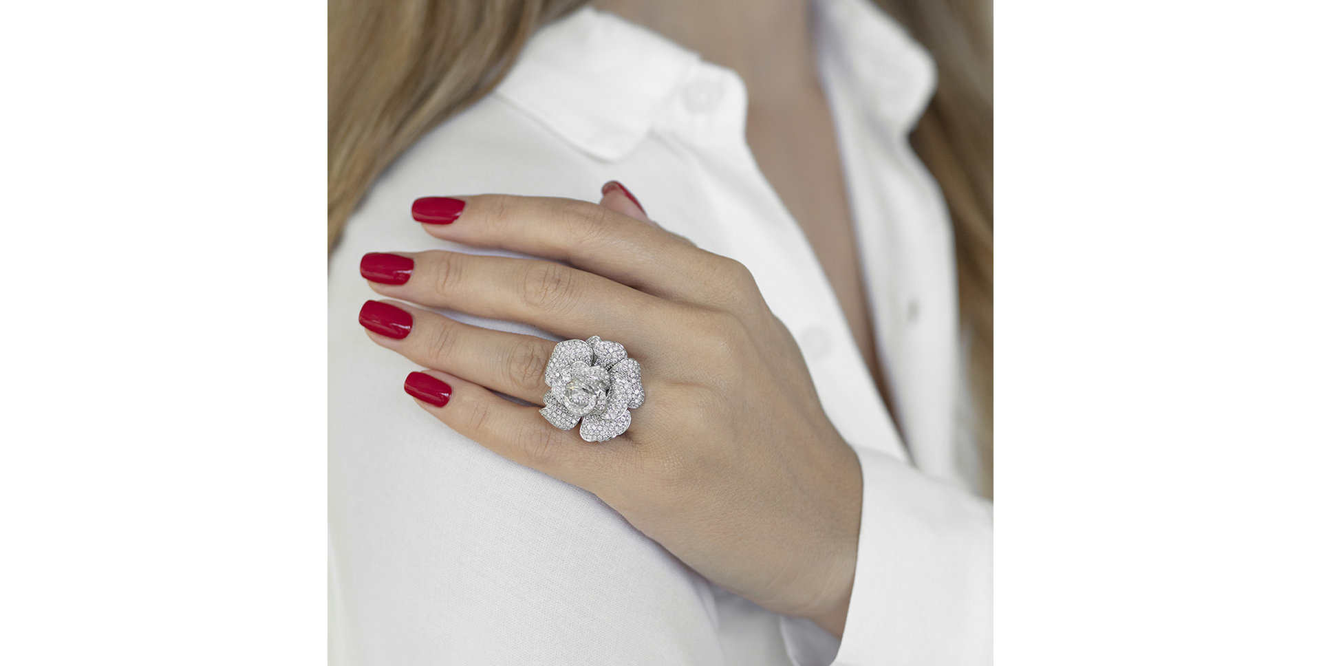 Diamond ring Queen Magnolia