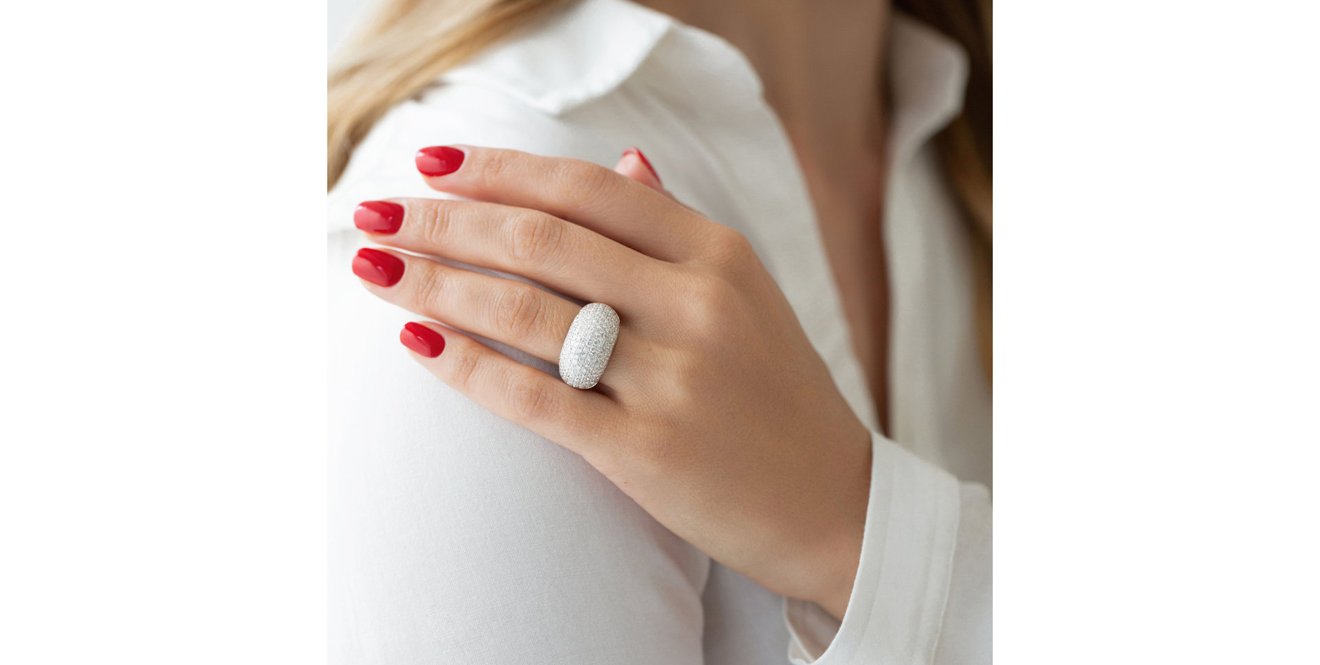 Diamond ring Mystery Rain