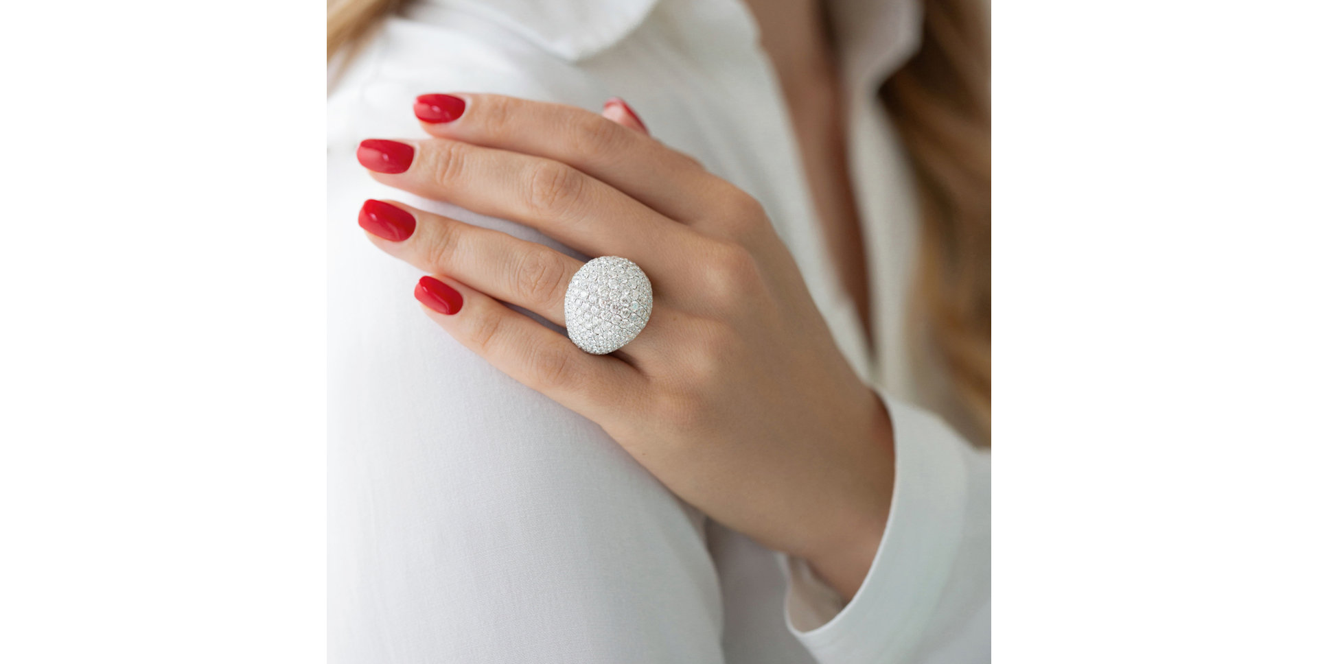 Diamond ring Rozella