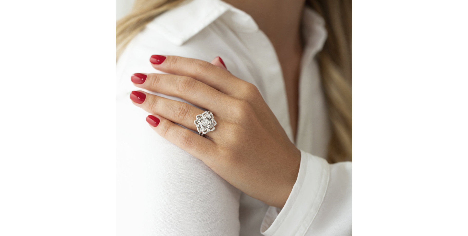 Diamond ring Royal Blossom