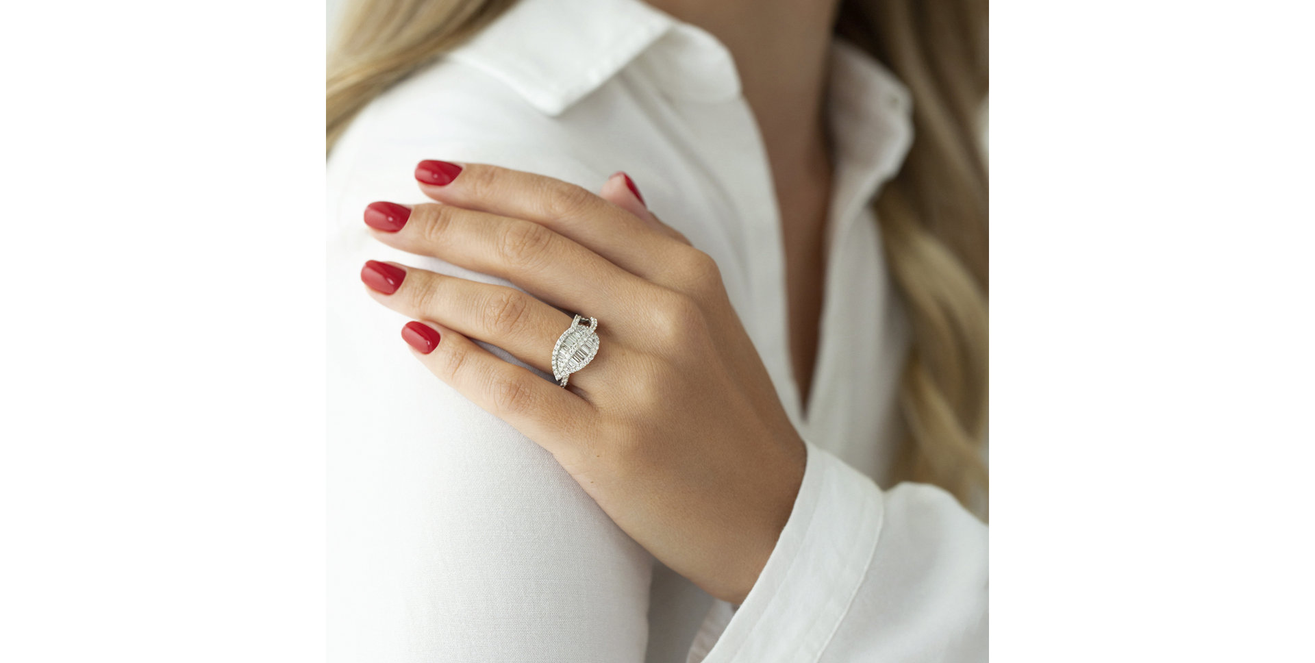 Diamond ring Rodriguel