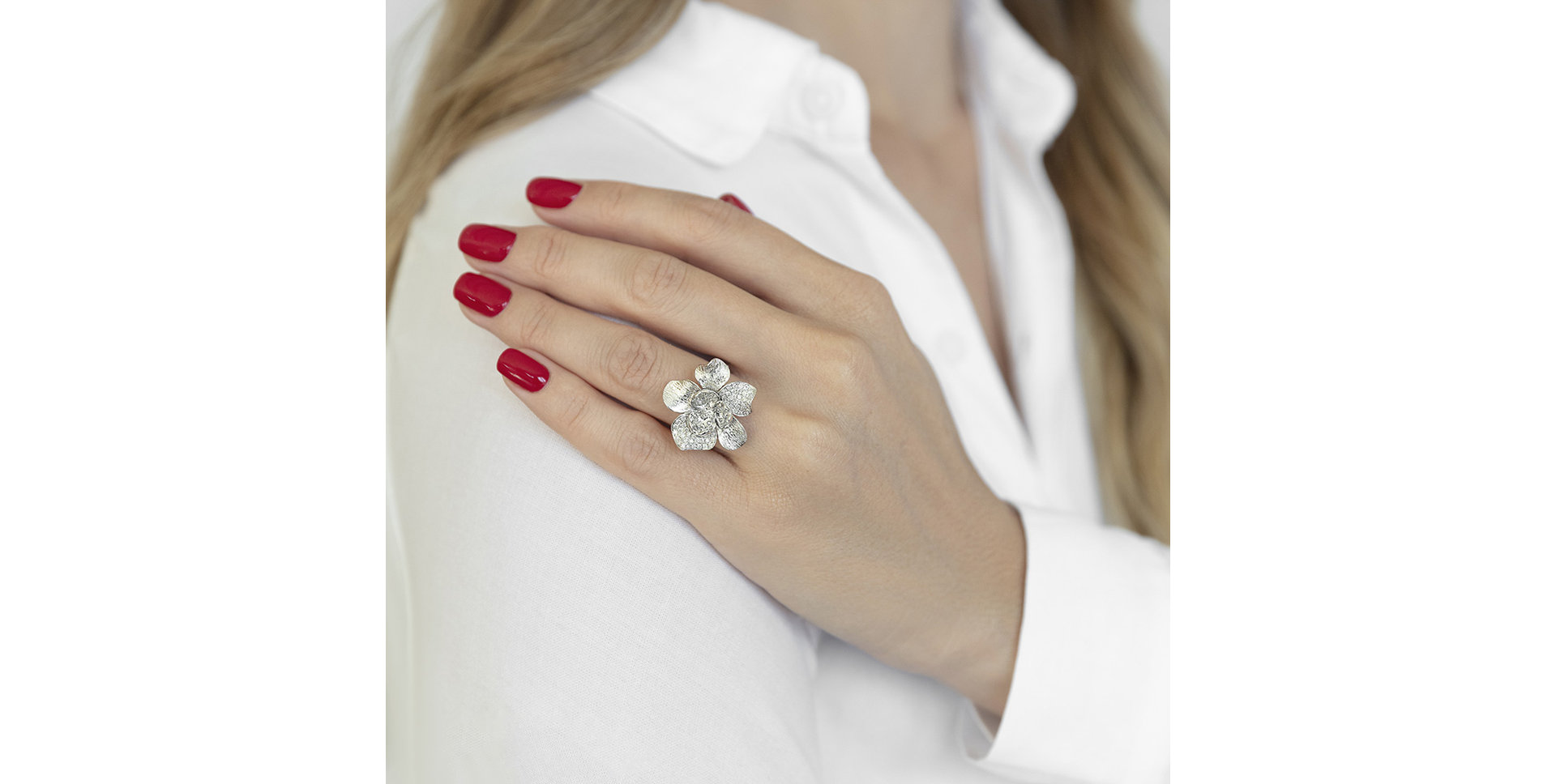 Diamond ring Magic Flora