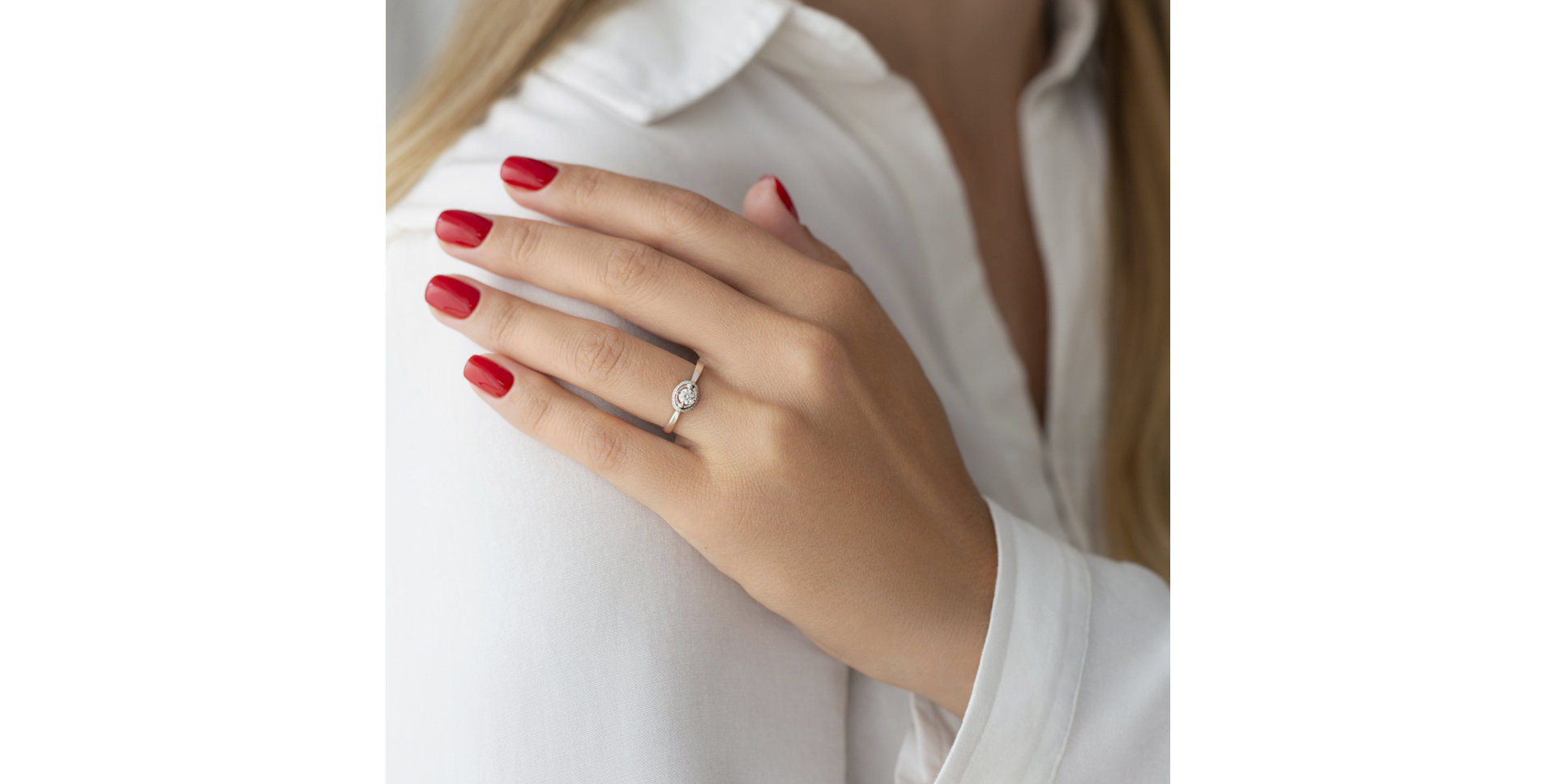 Diamond ring Gorgeous Galaxy